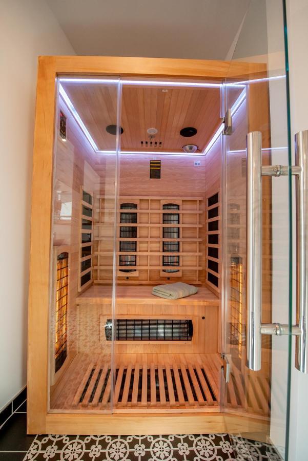 Apartment Kronprinz Zentral Mit Infrarot-Sauna ไอเซนัค ภายนอก รูปภาพ