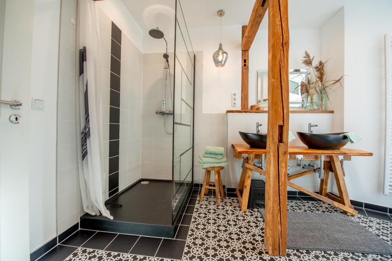 Apartment Kronprinz Zentral Mit Infrarot-Sauna ไอเซนัค ภายนอก รูปภาพ