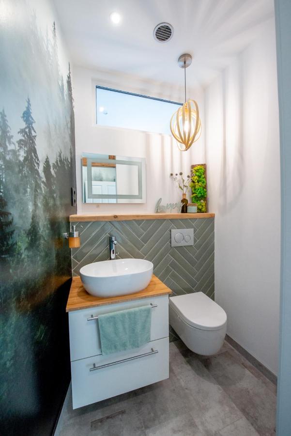 Apartment Kronprinz Zentral Mit Infrarot-Sauna ไอเซนัค ภายนอก รูปภาพ